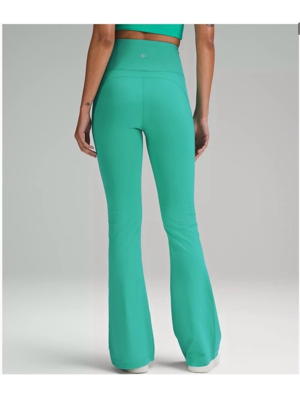Lululemon Groove Super High Rise Flare Pants Yoga Leggings Kelly Green Size 6